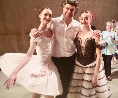 RMB students Maya Ciobota and Veselina Ilieva with Nikolay Tsiskaridze